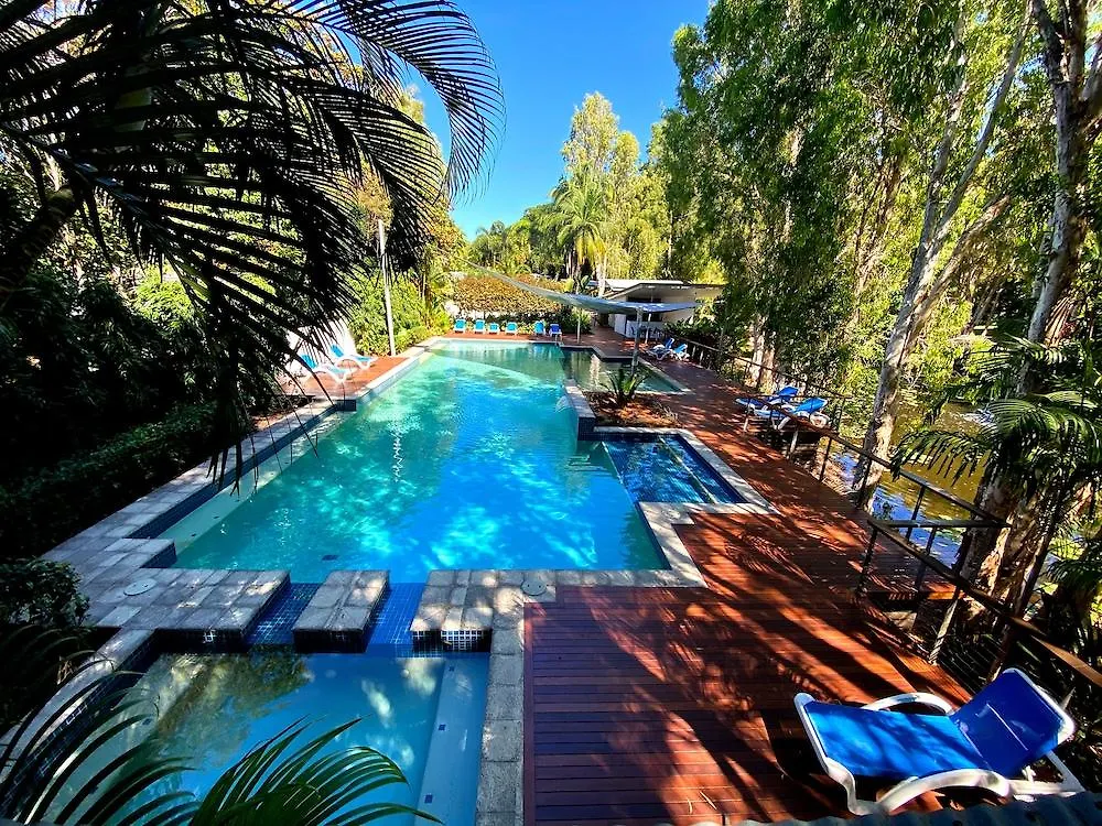 Sanctuary Palm Cove Aparthotel 5*,