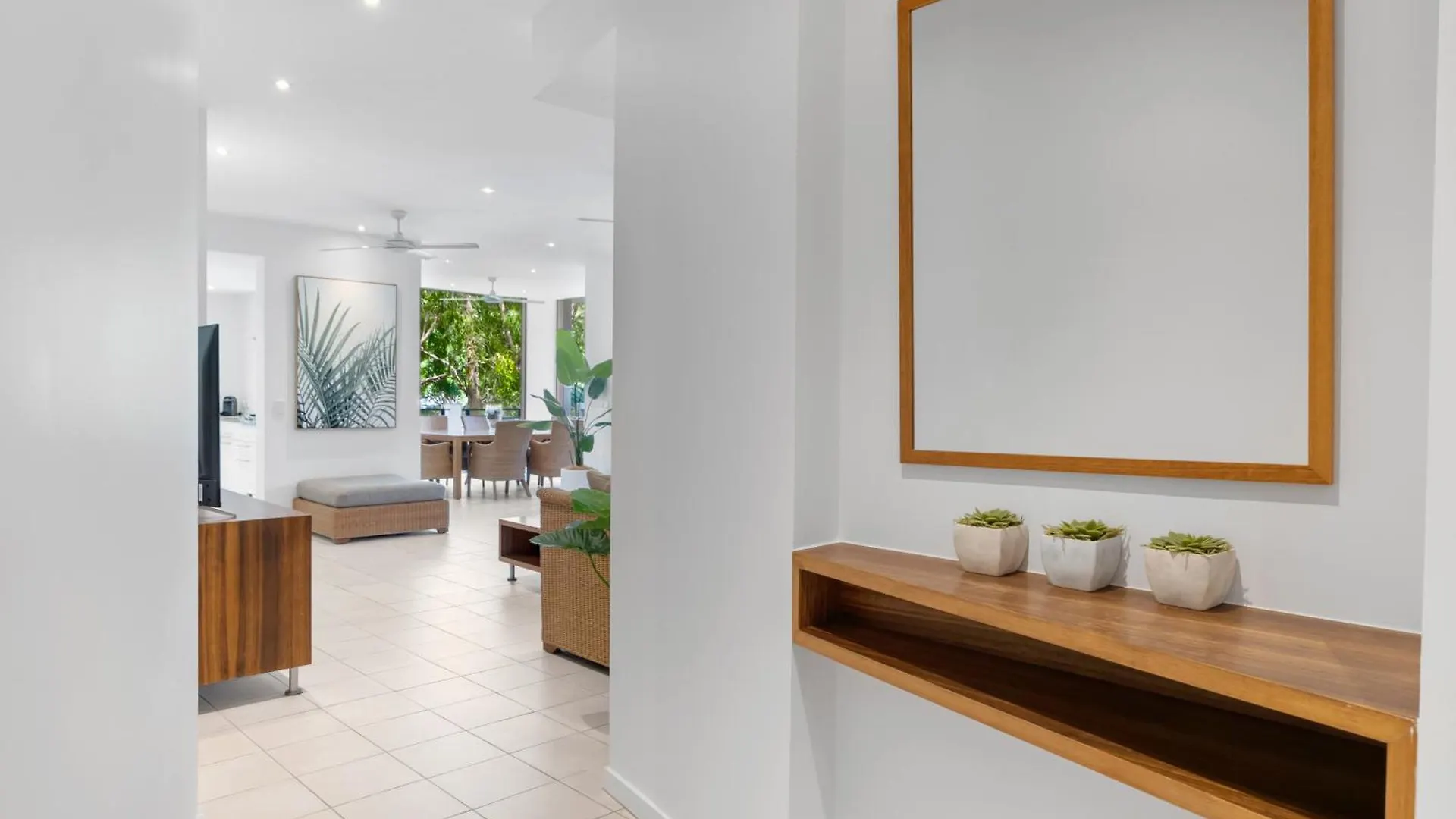 Sanctuary Palm Cove Aparthotel Australia
