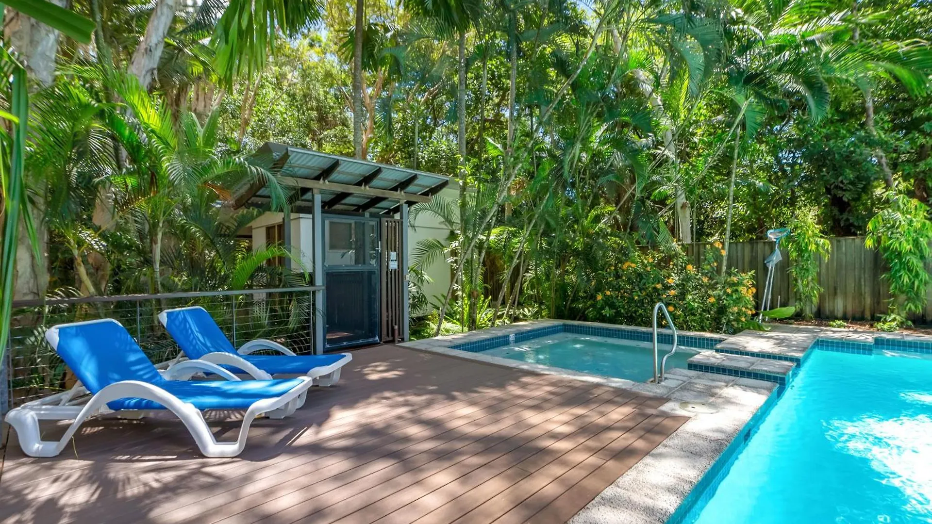 Sanctuary Palm Cove Aparthotel
