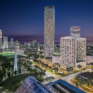 ***** Hotel Fairmont Singapore